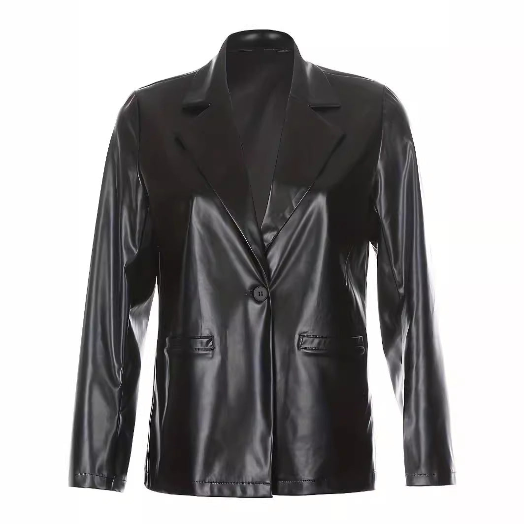 Damen Oversized Lederoptik-Blazer mit betonter Schulterpartie und glossy Finish Shop Nory