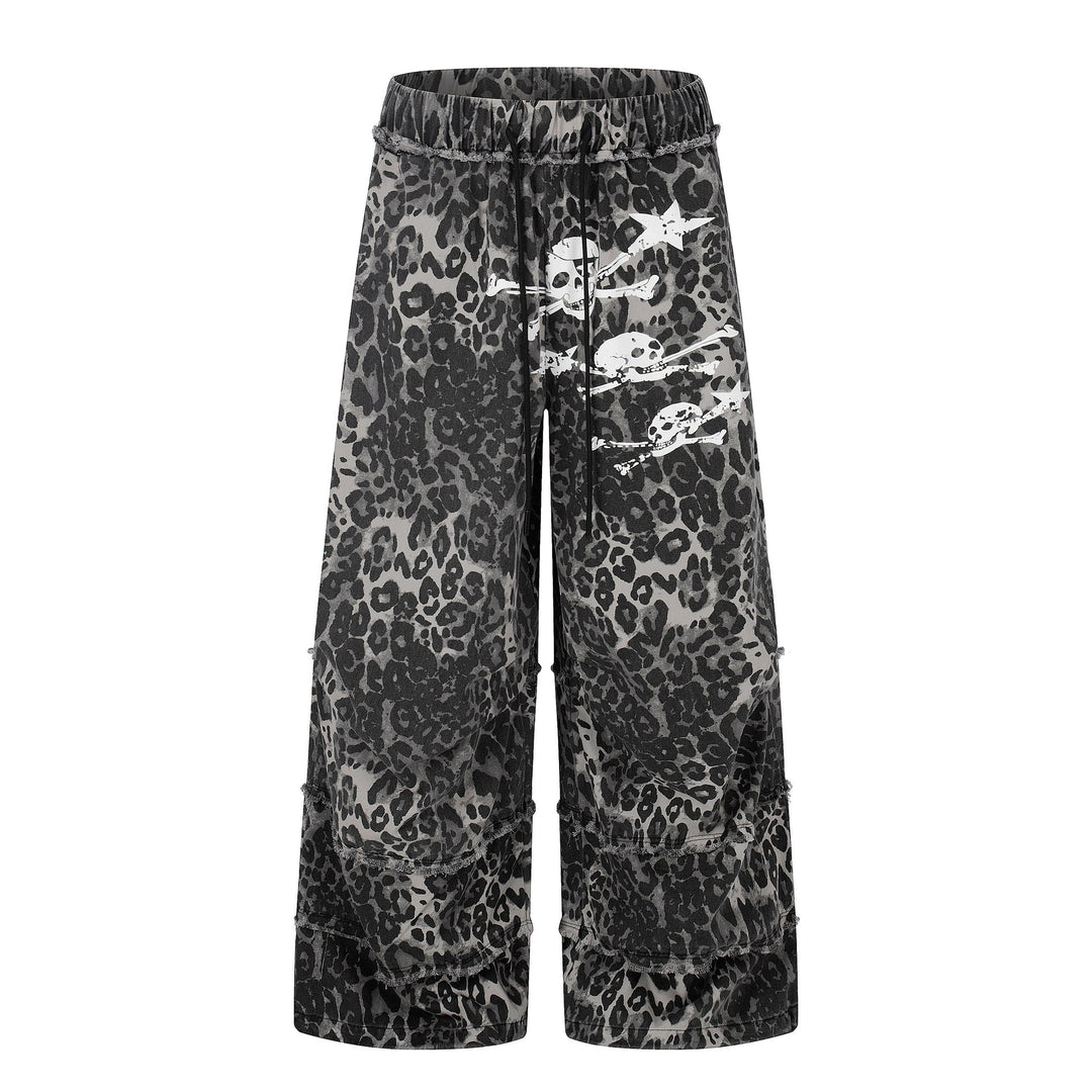 Damen Weite Cargo-Culotte-Shorts mit Fransenstufen und Totenkopf-Print Shop Nory