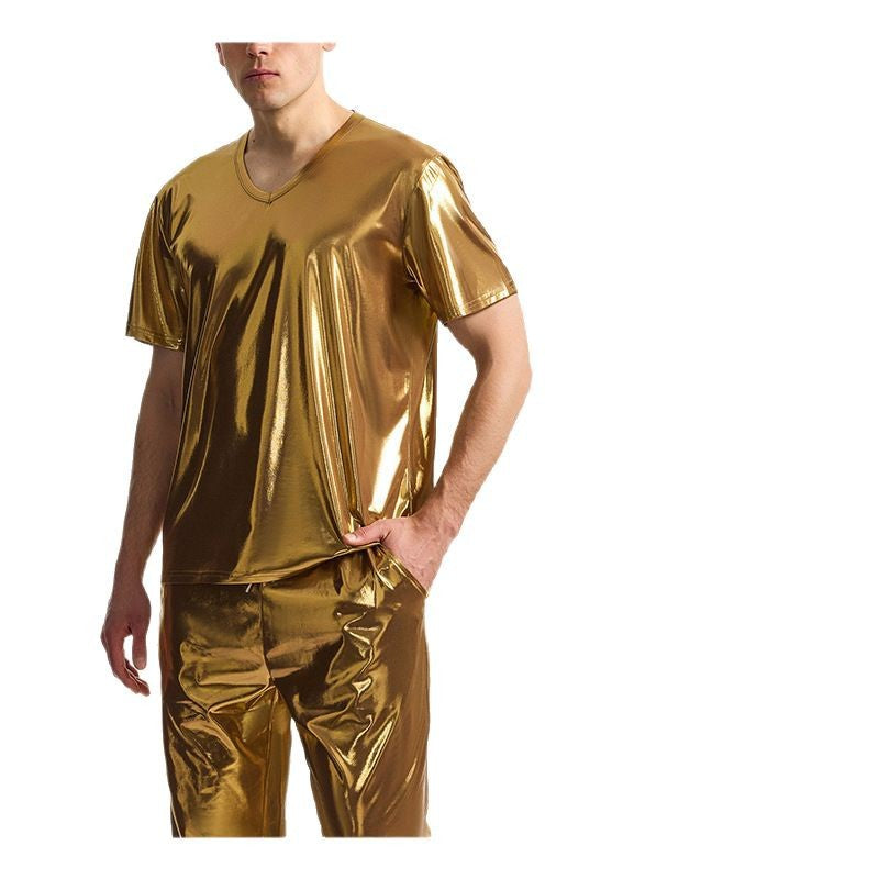 Herren Sportliches Set aus glänzendem Material mit V-Ausschnitt