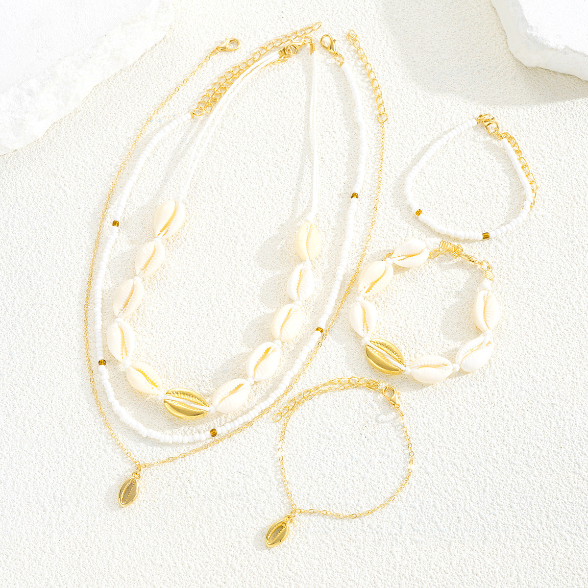 Damen Schmuckset mit maritimen Muschelanhängern und eleganten Ketten Shop Nory