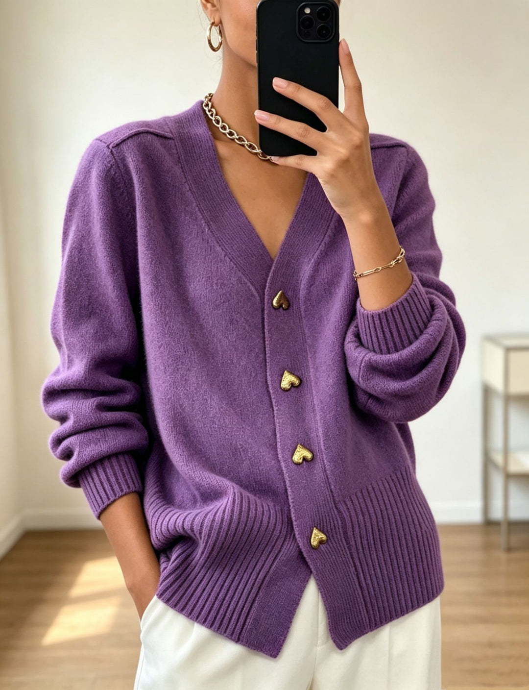 Damen Oversize V-Ausschnitt Strickcardigan mit herzförmigen Schmuckknöpfen Shop Nory