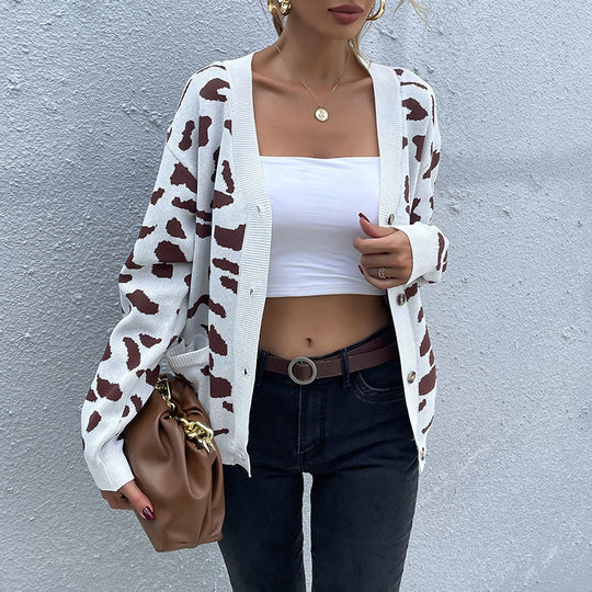 Damen Feinstrick-Cardigan mit kastiger Passform, V‑Ausschnitt und Animal-Jacquard Shop Nory