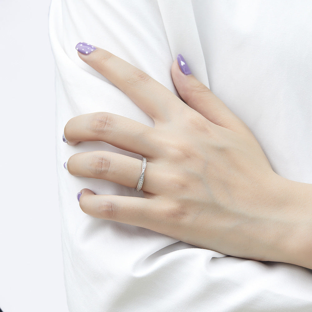 Damen Infinity-Ring mit funkelndem Zirkonia-Besatz Shop Nory