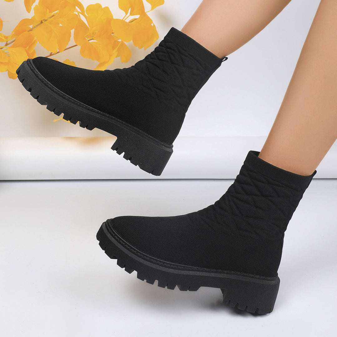 Damen Strick-Sockenboots mit geometrischer Stepp-Optik und klobiger Lug-Sohle Shop Nory