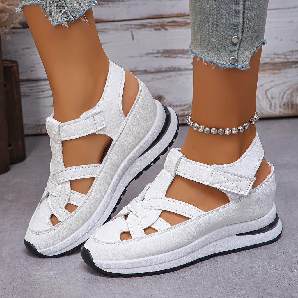 Damen Wedge-Sandalen mit verstellbarem Riemendesign und gepolsterter Innensohle