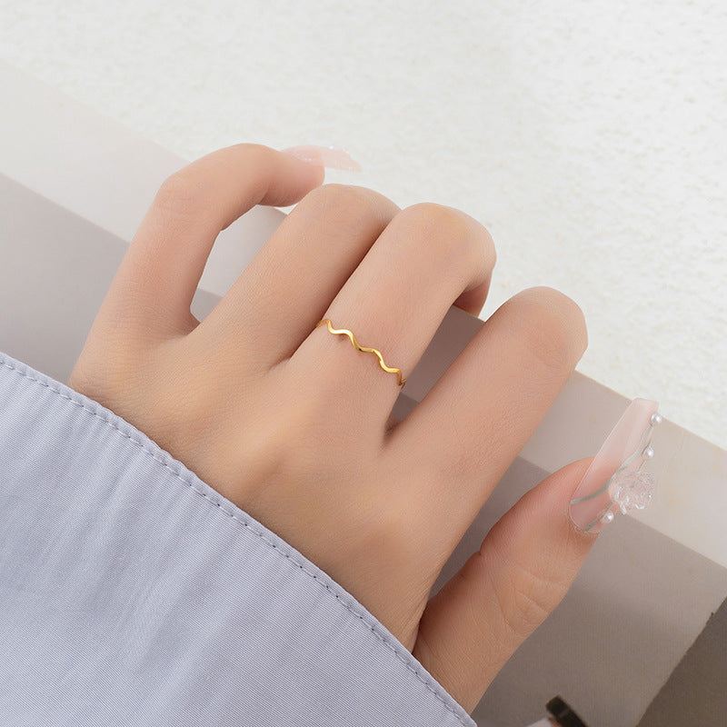 Damen Wellenförmiger Ring aus hochwertigem Metall Shop Nory