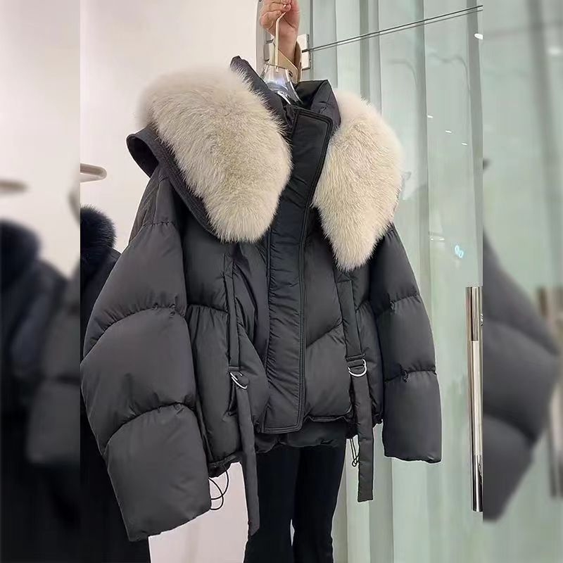 Damen nan kurze Thermo-Pufferjacke mit abnehmbarem Webpelzkragen, hochschließendem Stehkragen und Tunnelzugsaum Shop Nory