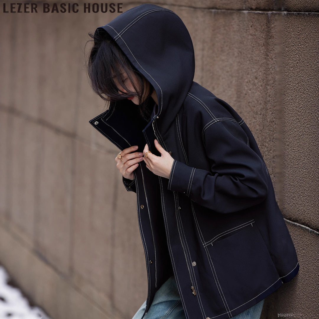 Damen Kapuzenjacke im Boxy‑Cut mit sichtbaren Kontrastnähten Shop Nory