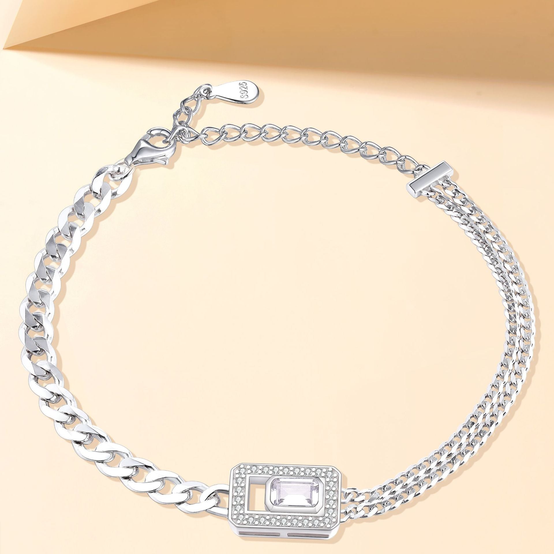 Damenarmband mit funkelndem Design und hochwertigen Zirkonia-Elementen Shop Nory