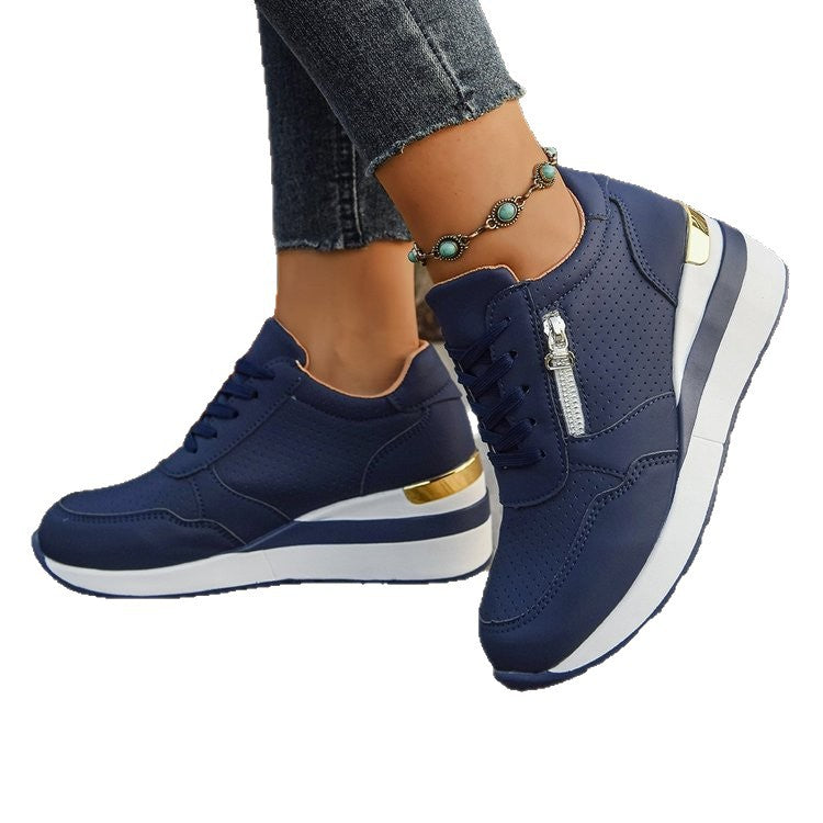 Damen Keil-Sneaker mit seitlichem Reißverschluss, perforiertem Obermaterial und ergonomischem Plateau-Fußbett Shop Nory