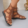 Damen Gladiatorensandalen mit glänzenden Nieten und komfortablem Fußbett