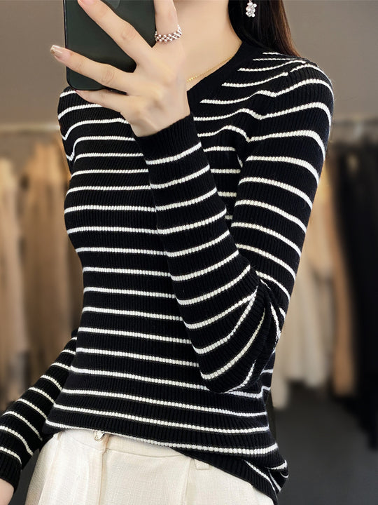 Damen Schmal geschnittener Feinstrick-Pullover mit dezenter Streifenstruktur und Rundhals Shop Nory