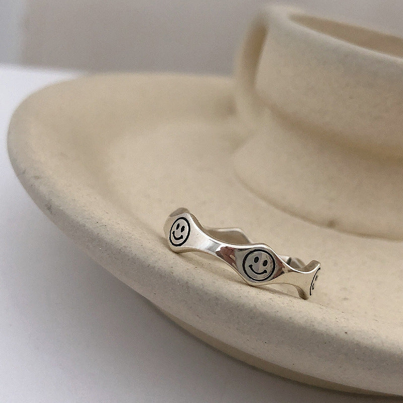 Damenring mit künstlerischem Smiley-Motiv Shop Nory