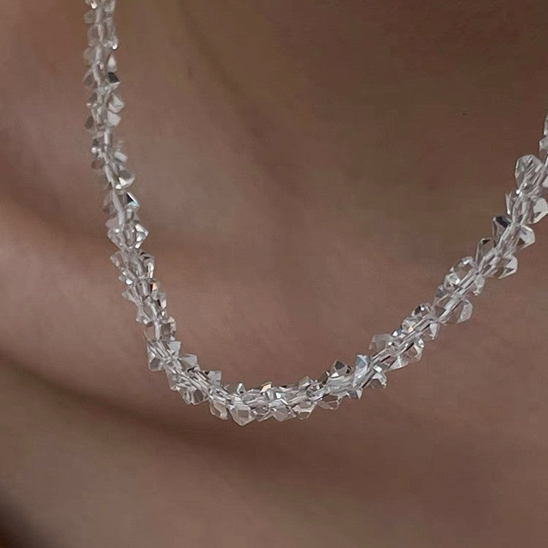 Damen Halskette aus filigranem Kristall mit eleganten Details Shop Nory