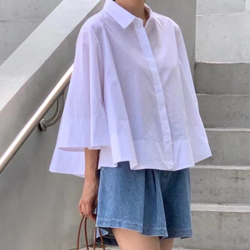 Damen Weite Oversize‑Hemdenbluse mit Cape‑Ärmeln und kastiger Silhouette Shop Nory