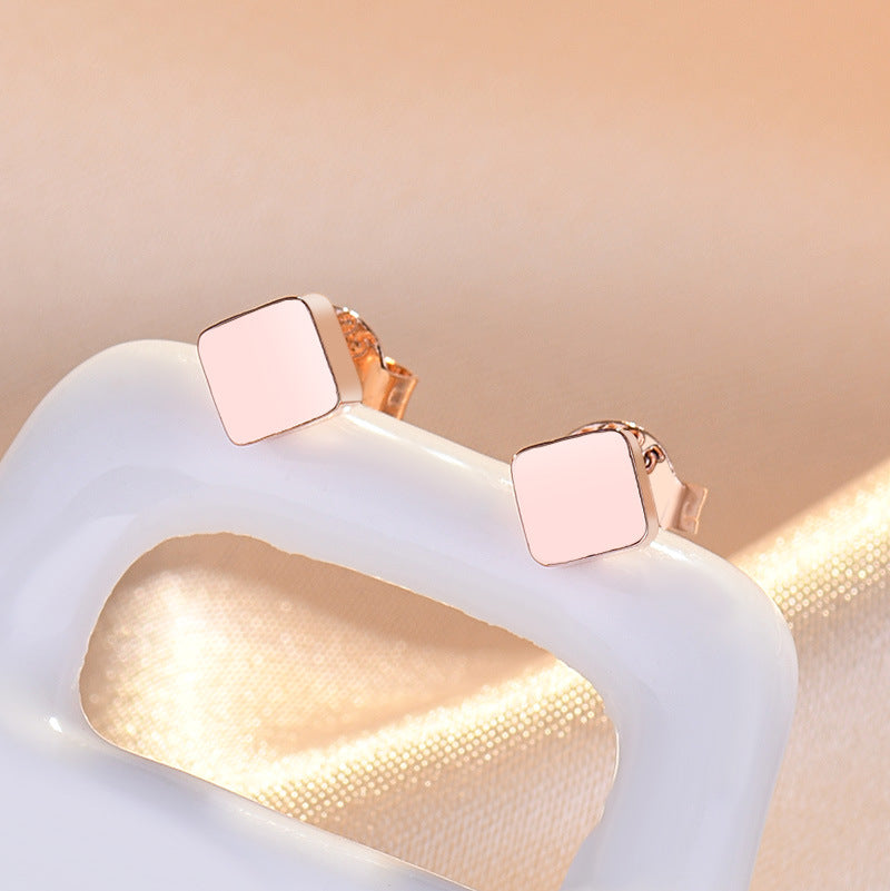 Damen Ohrringe mit modernem quadratischen Design und glitzerndem Finish Shop Nory