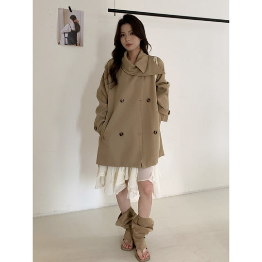 Damen Kurztrench mit extra weitem Revers, Raglanärmeln und Hornknopfdetails Shop Nory