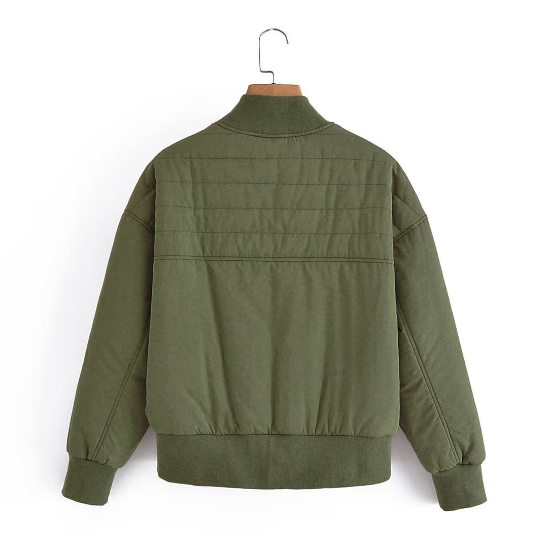 Damen Kurz geschnittene wattierte Blousonjacke mit geripptem Saum Shop Nory