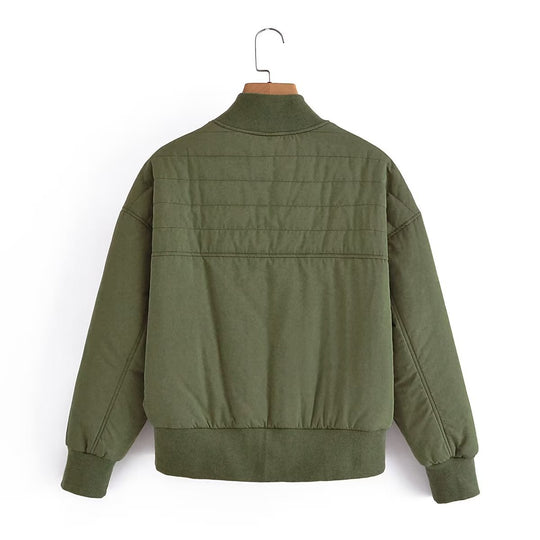Damen Kurz geschnittene wattierte Blousonjacke mit geripptem Saum Shop Nory