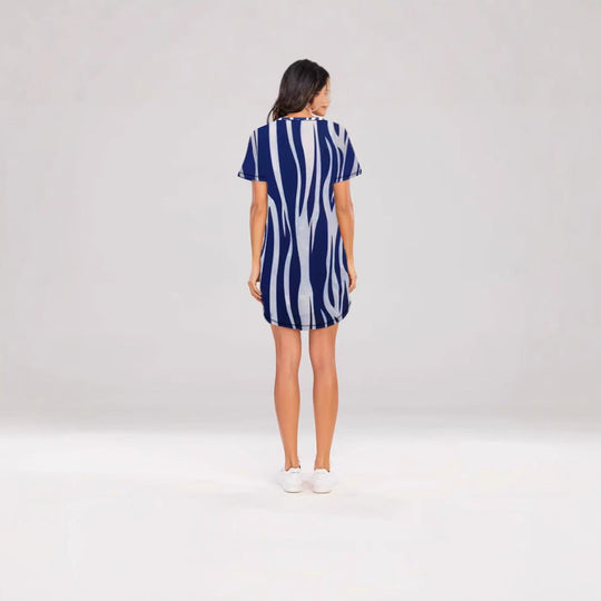 Damen Kurzarm Kleid mit auffälligem Streifenmuster und bequemem Schnitt