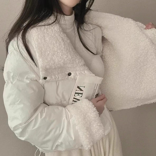Damen nan kurze gesteppte Pufferjacke mit Teddykragen, krempelbaren Ärmeln und Tunnelzugsaum Shop Nory