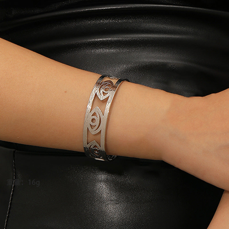 Damen Armreif mit kunstvollem Rosendesign Shop Nory