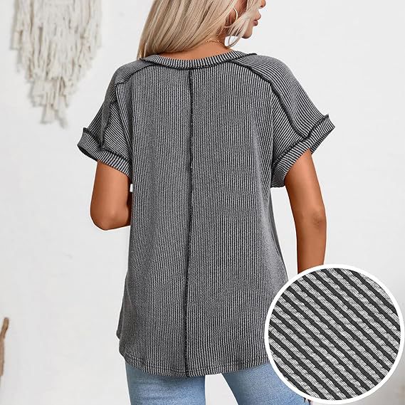 Damen Geripptes V-Ausschnitt Kurzarm-Feinstricktop mit umgeschlagenen Ärmeln Shop Nory