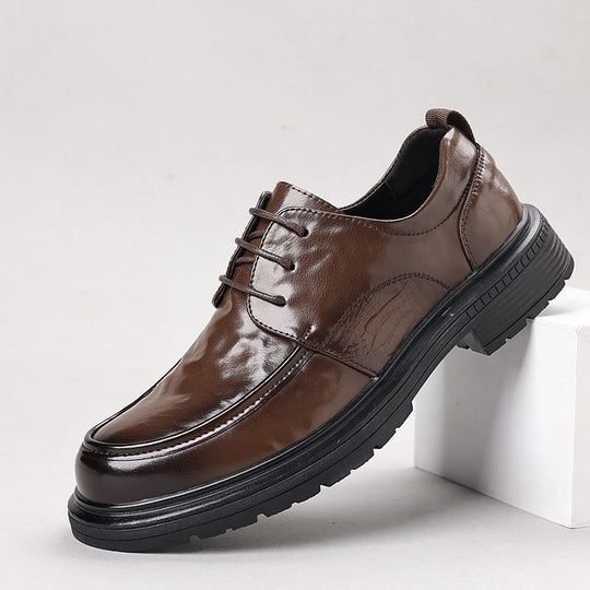 Herren Elegante Lack-Derby mit robuster Plateau-Gummisohle und gepolstertem Komfortschaft Shop Nory