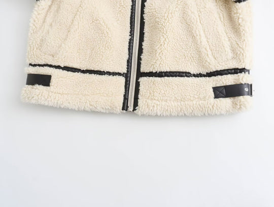 Damen Oversize-Teddyjacke im Aviator-Stil mit Kunstleder-Paspel, Stehkragen und Reißverschluss Shop Nory