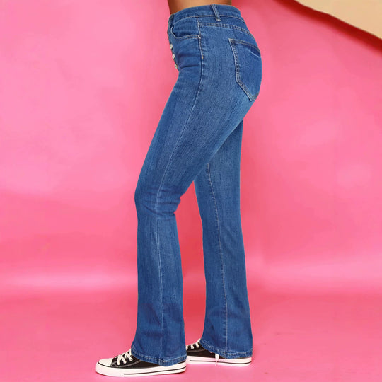 Damen Hochtaillierte Stretch-Flared-Jeans mit sichtbarer Knopfleiste und sculptendem Sitz Shop Nory