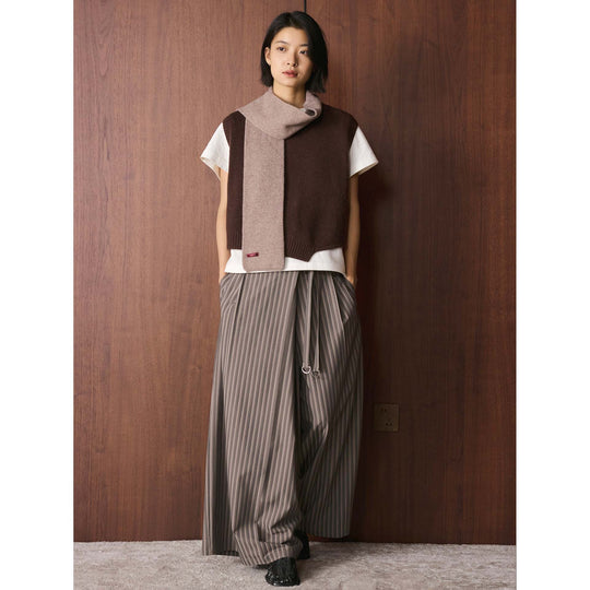 Damen Boxy-Strickweste mit Rundhalsausschnitt und geripptem Saum Shop Nory