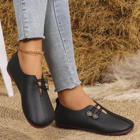 Damen komfortable Slipper mit modischen Knopfdetails