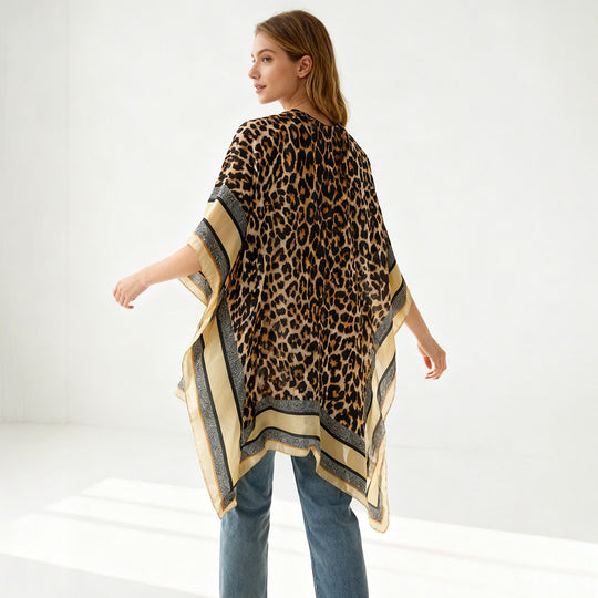 Damen Oversized Kimono-Überwurf mit Leopardmuster und breiter Satin-Bordüre Shop Nory