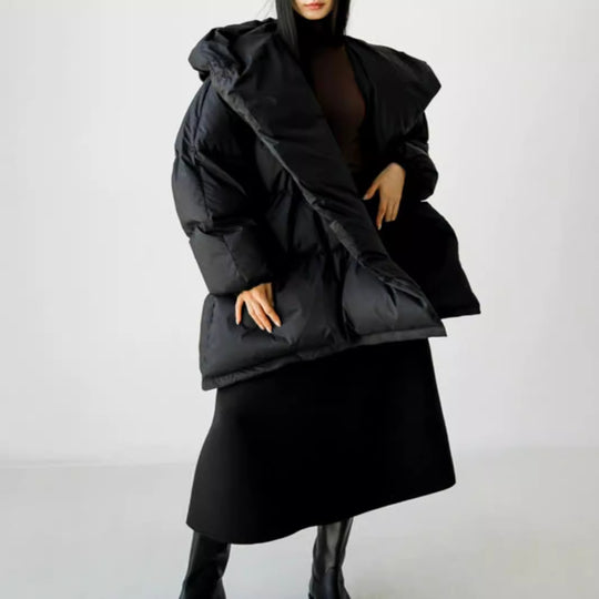 Damen Oversized Stepp-Winterjacke mit XXL-Kapuze und Kordeltaillenband Shop Nory
