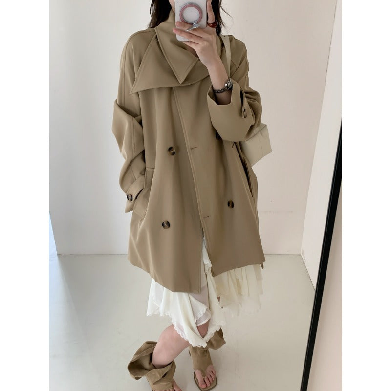 Damen Kurztrench mit extra weitem Revers, Raglanärmeln und Hornknopfdetails Shop Nory
