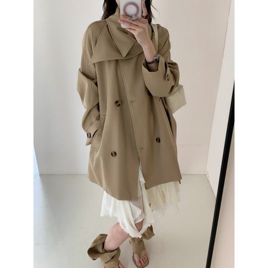 Damen Kurztrench mit extra weitem Revers, Raglanärmeln und Hornknopfdetails Shop Nory