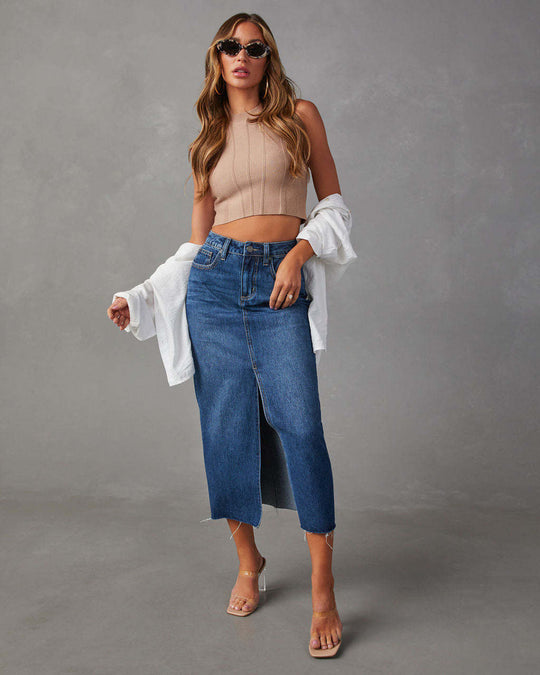 Damen Lässiger Denim Rock mit seitlichem Schlitz und fransigem Saum