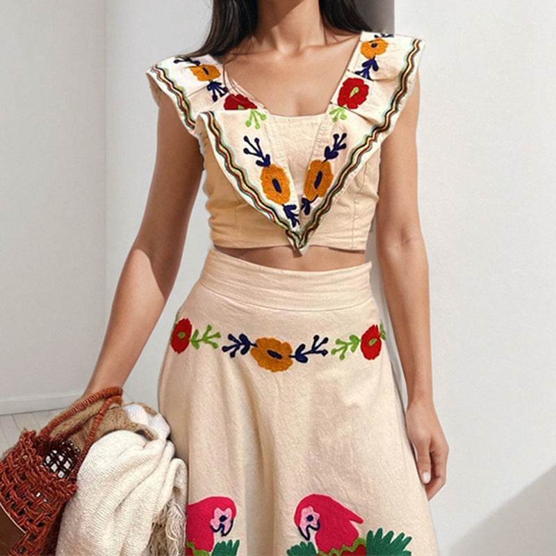 Damen Ethno-Inspiriertes Maxikleid mit Buntem Stickdesign und Volant