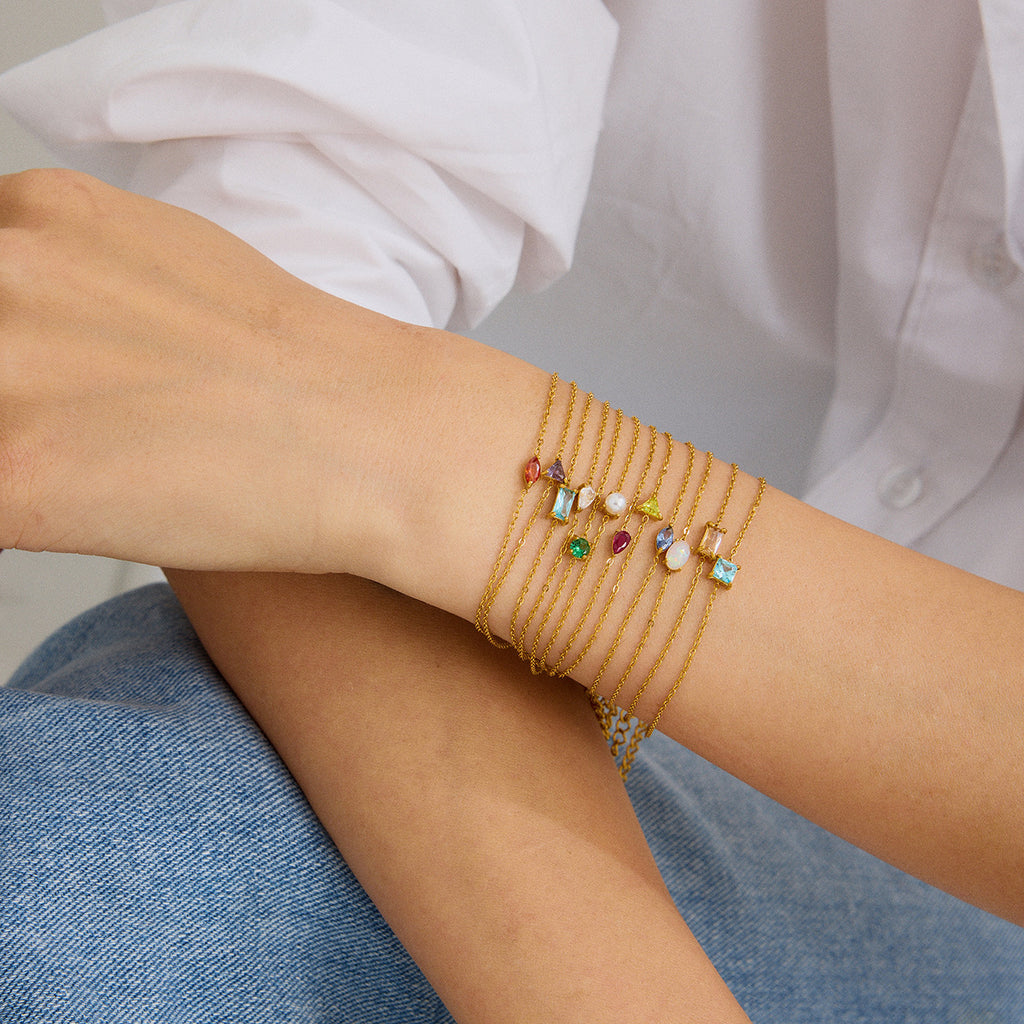 Damen feines Armreif-Armband mit rotem Stein Shop Nory