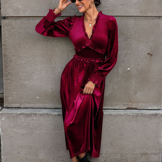 Damen Samt-Midikleid mit taillierter Wickeloptik, Rüschenbesatz und langen Puffärmeln Shop Nory