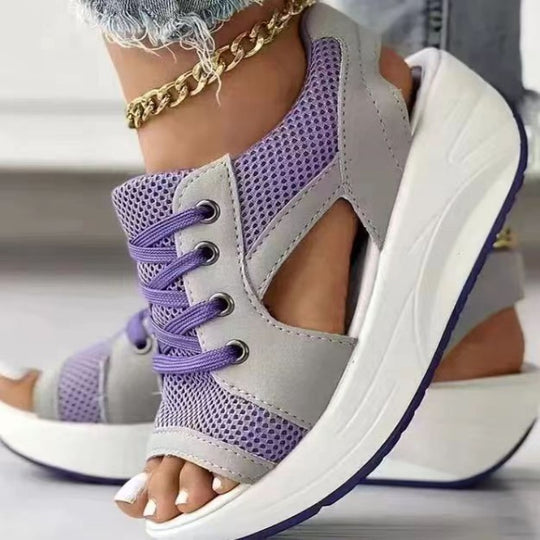 Damen Offene Keil-Sandale-Sneaker mit atmungsaktivem Mesh, profilierter Plateau-Sohle und Schnürung Shop Nory