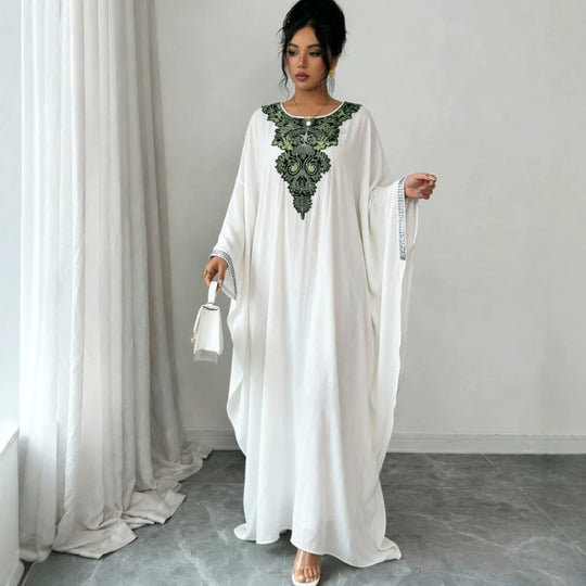 Damen Kaftan-Kleid mit aufwändiger Halsstickerei und weitem Schnitt Shop Nory