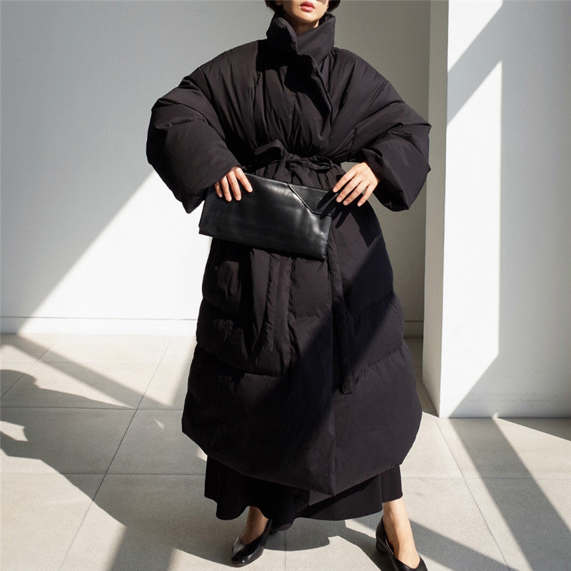 Damen Oversized Steppmantel Maxi mit hohem Stehkragen, Bindegürtel und winddichter Füllung Shop Nory