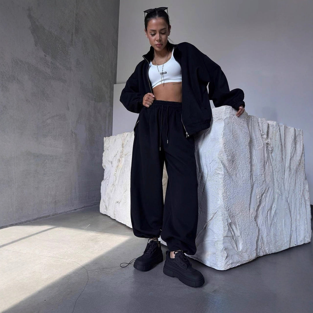 Damen oversized Sweatset mit Reißverschlussjacke und weiten Jogginghose Shop Nory