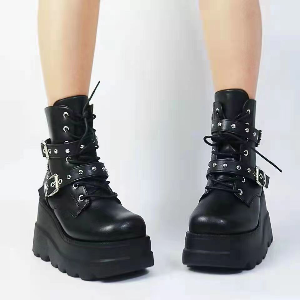 Damen Plateau-Stiefeletten mit modischen Schnallen und robuster Sohle