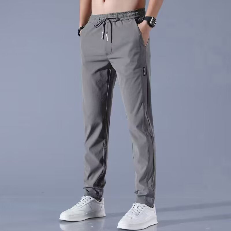 Herren Sportliche Jogginghose mit funktionalem Design Shop Nory
