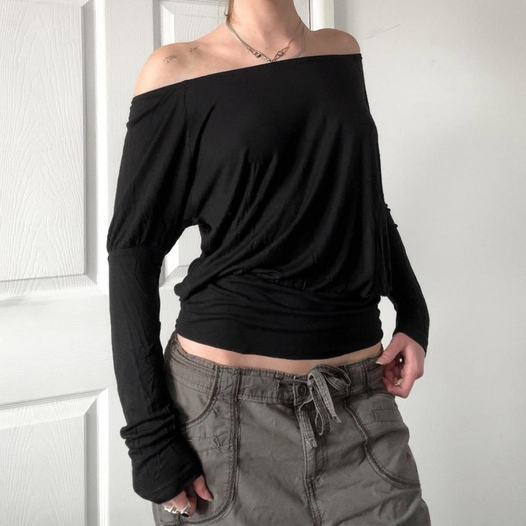 Damen nan schulterfreies Langarmshirt mit tailliertem Komfortbund, gerafften Schultern und figurbetonter Passform Shop Nory