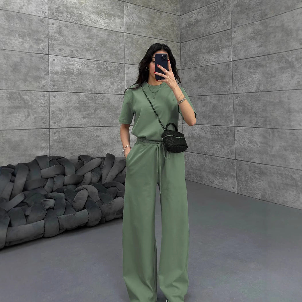 Damen Komfortabler und stilvoller Jumpsuit mit weitem Bein