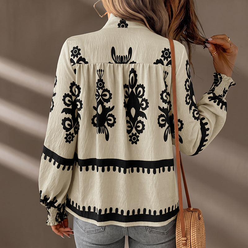 Damen Bestickte ViskosShop Noryluse mit Stehkragen, Zierknopfleiste und Smokbündchen Shop Nory