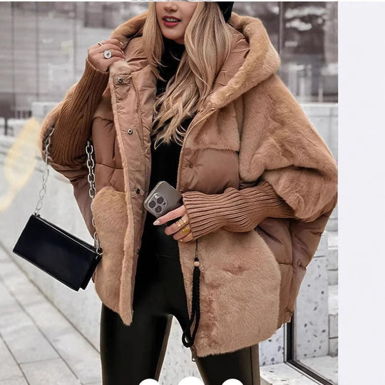 Damen nan oversized gesteppte Winterjacke mit Kunstfellpanelen, Kapuze und integrierten Rippenärmel-Details Shop Nory